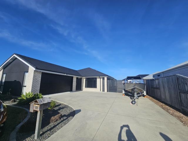 Space On The Boulevard Papamoa