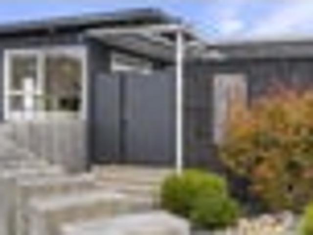Space, Privacy & Summer Living
