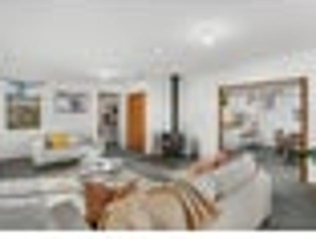 Space, Sun & Family Comfort in Halswell