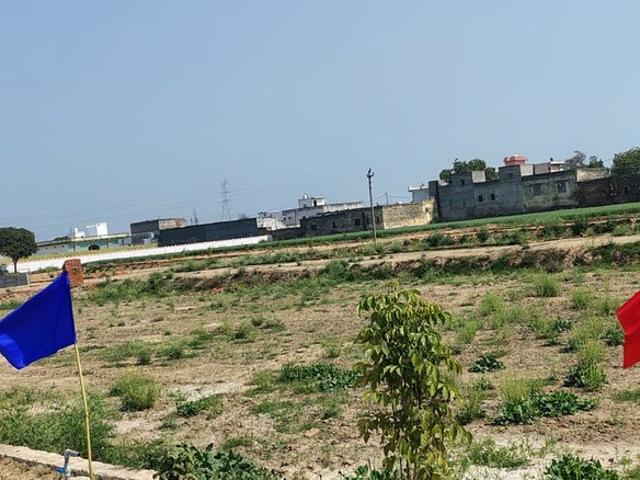Spaceland Property Sector 2 Noida 70 Sq. Yd. Plot in Saini Greater Noida Listing ID: #10218
