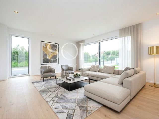 Spacerowa 126,50 m², Kraków