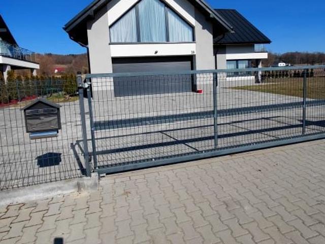 Spacerowa 18 195 m², Korczyna