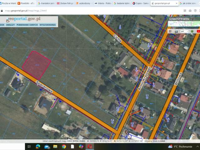 Spacerowa 1 079 m², Makowiec