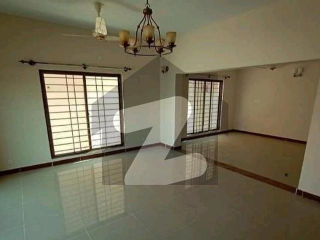 Spacious 427 Square Yards House Available For sale In Askari 5 Sector H