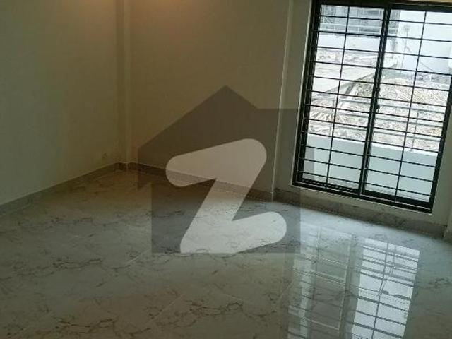 Spacious 4 Bed Brand New Beautiful Flat for urgent Rent in Askari 10 Sec S! Askari 10 Sector S