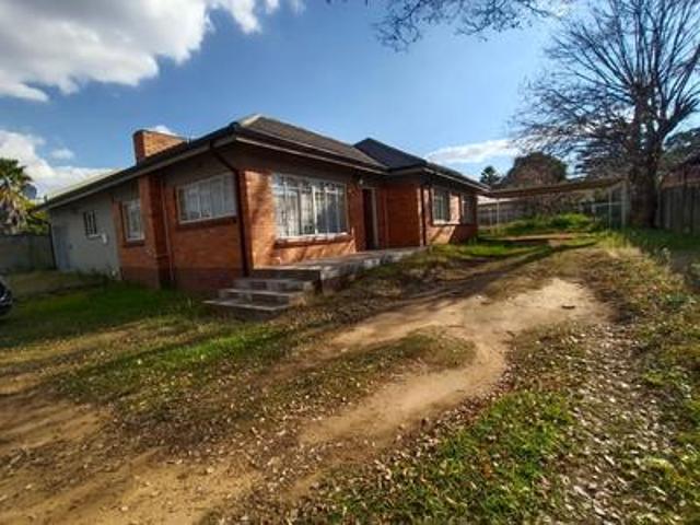 spacious 4 bed family home, discover.