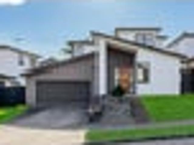 Spacious 4 Bed Family Home in Prime Flat Bush Area