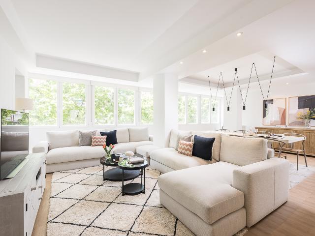 Spacious 4 bedroom apartment on Paseo de la Castellana