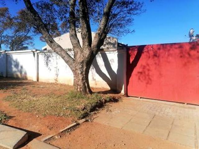 spacious 4 bedroom family home on th.