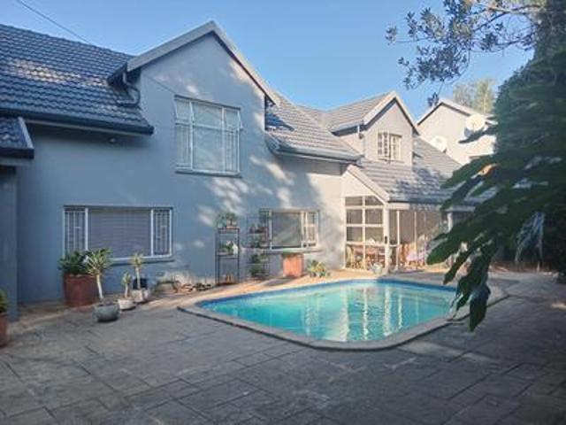spacious 4 bedroom family home with.