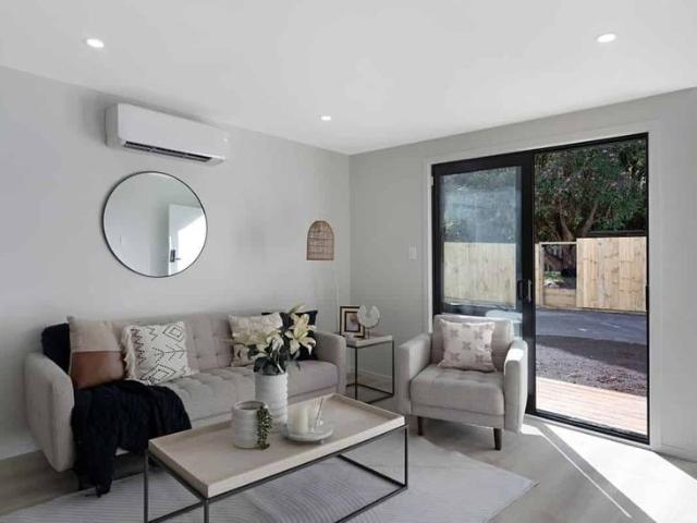 Spacious 4 Bedroom Family Home with separate Study room in Hillsborough!