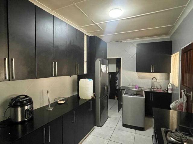 Spacious 4 Bedroom Family Home To Rent in Dinwiddie, Germiston
