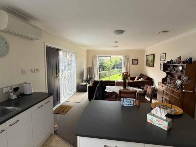 Spacious 4 Bedroom Home with Beautiful Garden