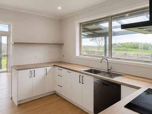 Spacious 4 Bedroom Renovated Home