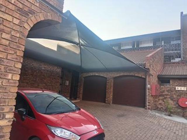 spacious 4 bedroom townhouse offerin.