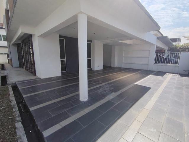 Spacious 4 5 SemiD Villa Avenue 3200 sqft 3 Car Parks