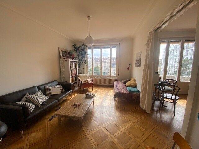 Spacious 4.5 room apartment with balconies
