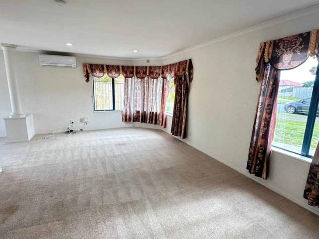 Spacious 5 Bedroom Family Home