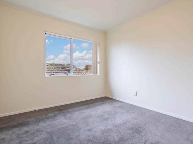 Spacious 5 Bedroom Family Home for Rent
