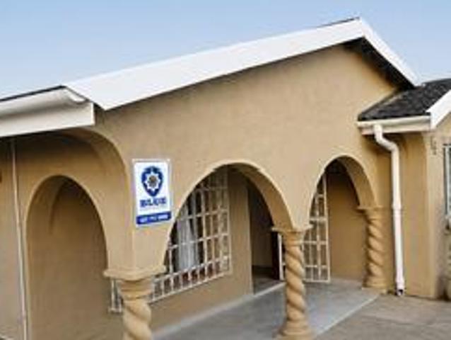 spacious 5 bedroom family home with.