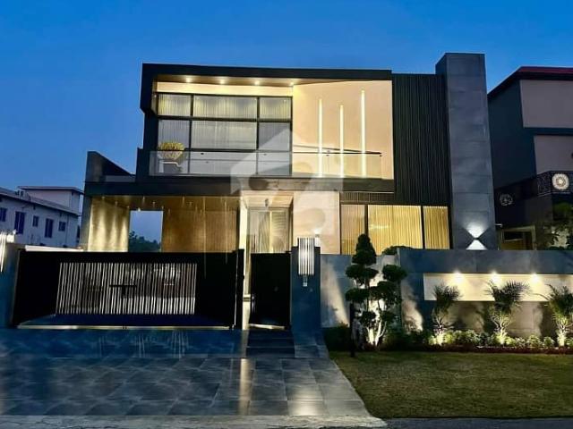 Spacious 5 Bedroom Kanal House For Rnet In DHA Phase 2 Prime Location