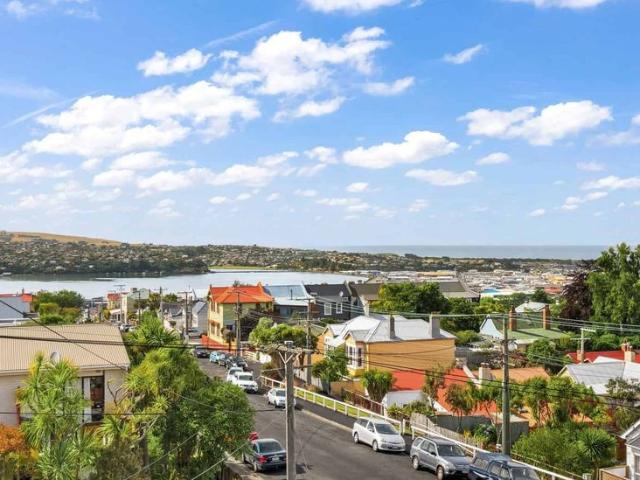 Spacious 5 Bedroom Home with Harbour Views Available for 2027