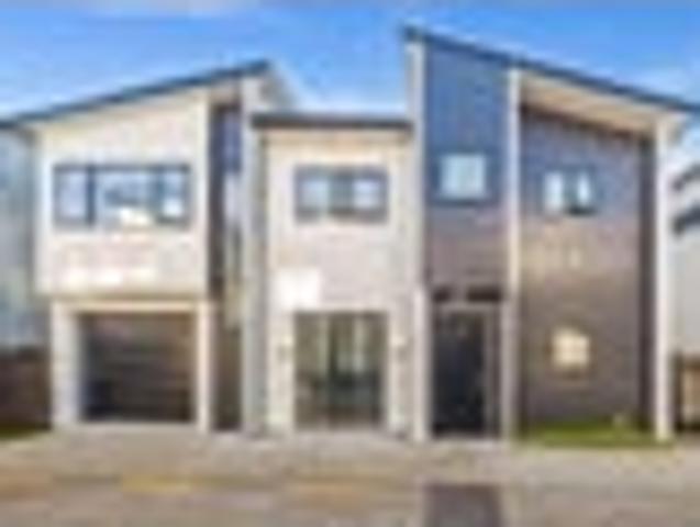 Spacious 5 Bedroom Standalone Home!