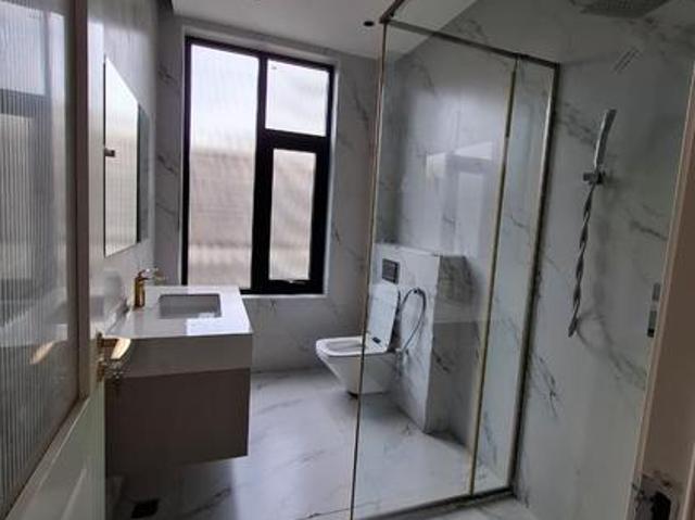 Spacious 5 Bedroom Townhouse for Sale in Lavington, Nairobi | Modern Design | Prime Location