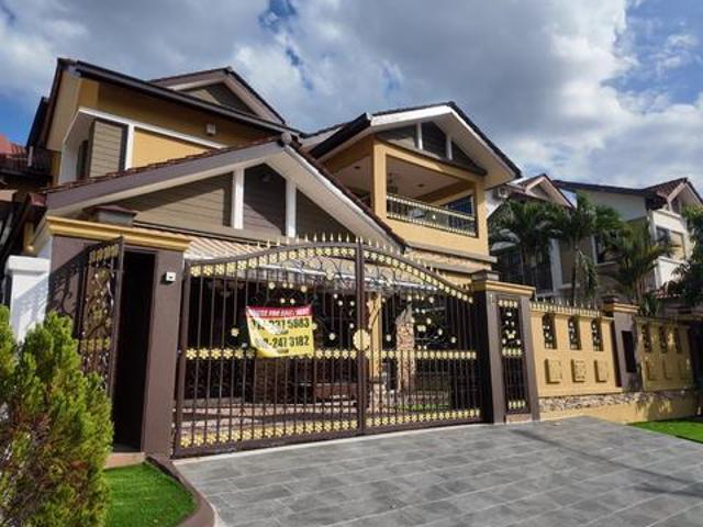 Spacious 5Bedroom SemiD in Puncak Bangi Gated Secure with Large