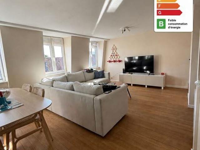 Spacious 75 m² Duplex Apartment with Great Views – Ixelles