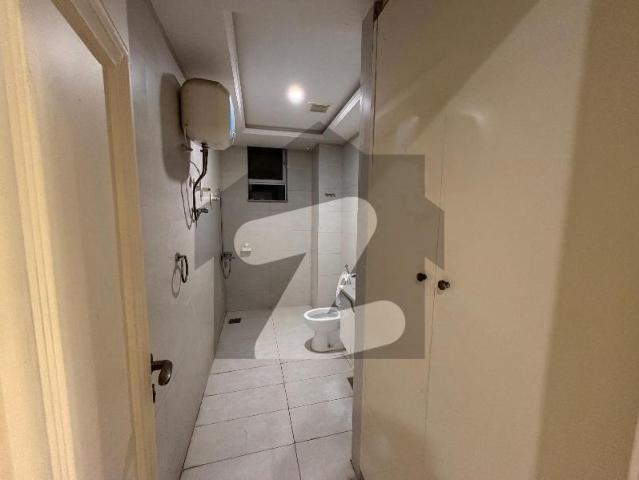Spacious 850 Square Feet Flat Available For Rent In Bahria Town Sector E