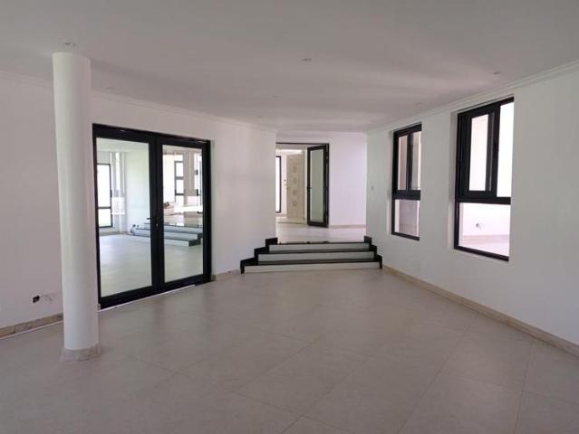 Spacious 8 Bedroom Commercial Property for Rent in Runda – Ksh 950,000/Month
