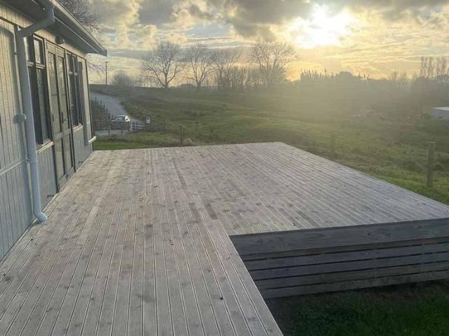 Spacious 8 Bedroom Home in Kaiwaka