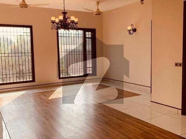 Spacious 1000 Yards First Floor Portion For Available For Rent 3 Spacious Bedrooms