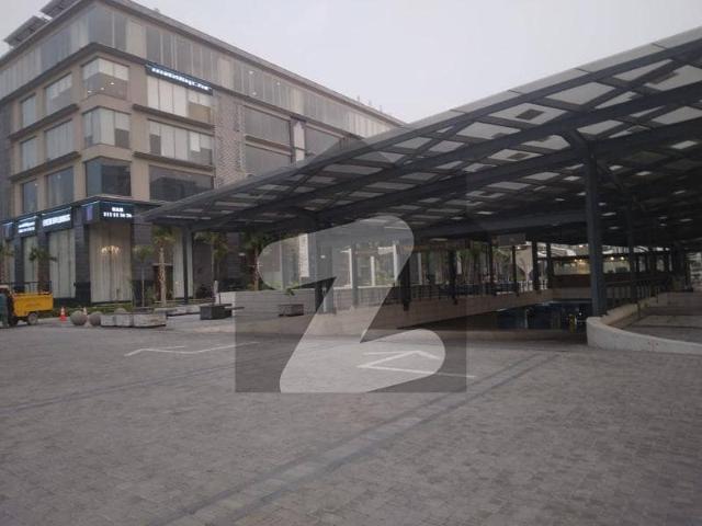 Spacious 10 Marla Commercial Floor Available for Rent