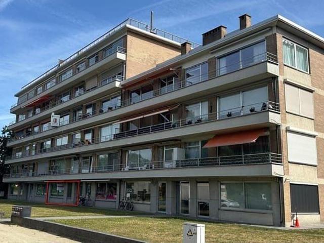 Spacious 126 m² studio in Turnhou