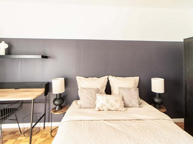Spacious 12 m² bedroom in coliving at Paris' gates PUT02