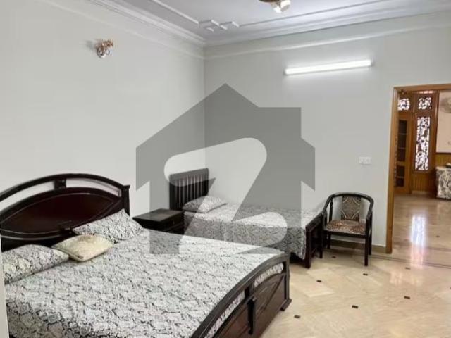 Spacious 16 Marla House Available For Rent In G 10