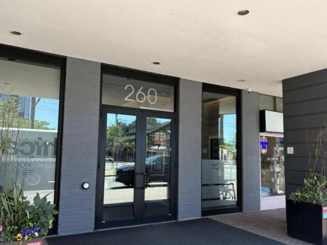 Spacious 1 bed 1 bath locker included at Queens Quay and Rees Available August 1