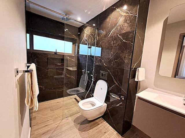Spacious 1 bedroom furnished apartment