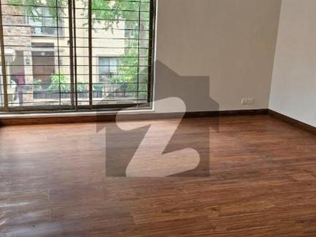 Spacious 1 Kanal House Ideal Family Living Attractive Rental Offer Defence Raya