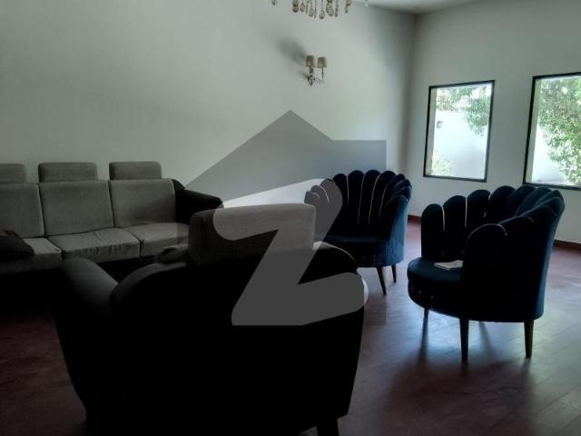 Spacious 1,000 square yard old but well maintained 7 bedroom bungalow near khayaban e shamsheer, dha phase 5, karachi dha phase 5