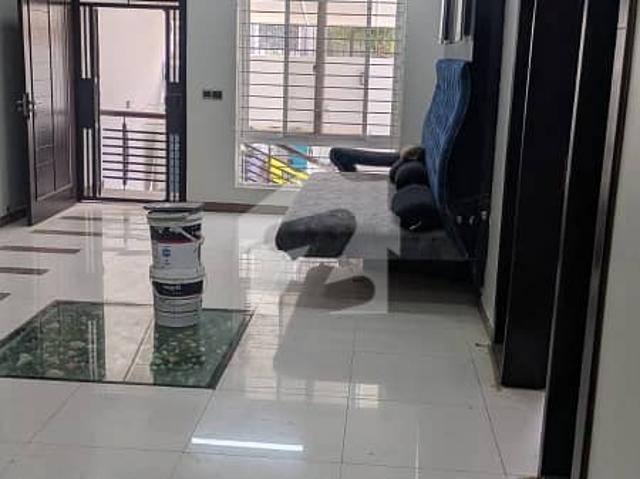 Spacious 275 Square Yards House Available For sale In Bath Island