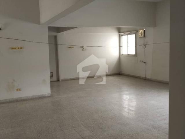 Spacious 2900 Sqft 4 Bedroom Apartment for Sale 1st Floor, Askari 6