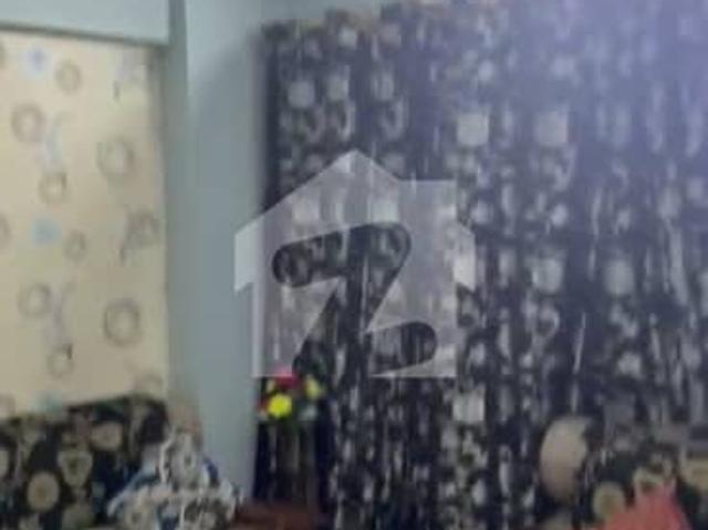 Spacious 2 bed d. Flat available for sale