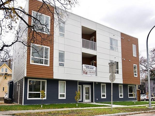 Spacious 2 Bedroom Apartment Move In Ready!