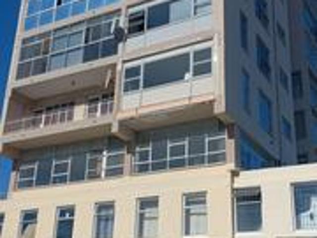 spacious 2 bedroom apartment on the.