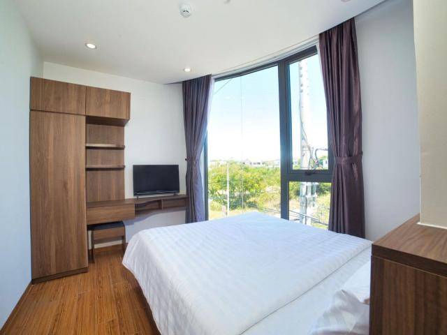 Spacious 2 Bedroom Apartment with Large Balcony – Quiet Area in Khue My