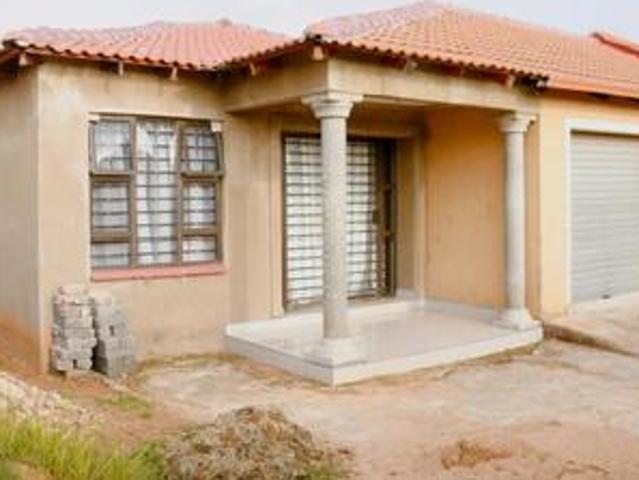 spacious 2 bedroom family house on t.