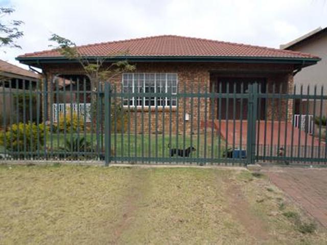 spacious 2 bedroom house